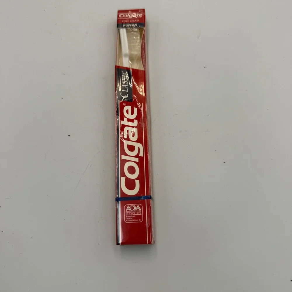 Vintage Colgate Classic Full Head Firm Toothbrush 40 New Sealed Red Packaging